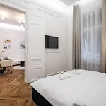 Lazar 16 - Budapest Royal Opera Suite, Best Location By Bqa
