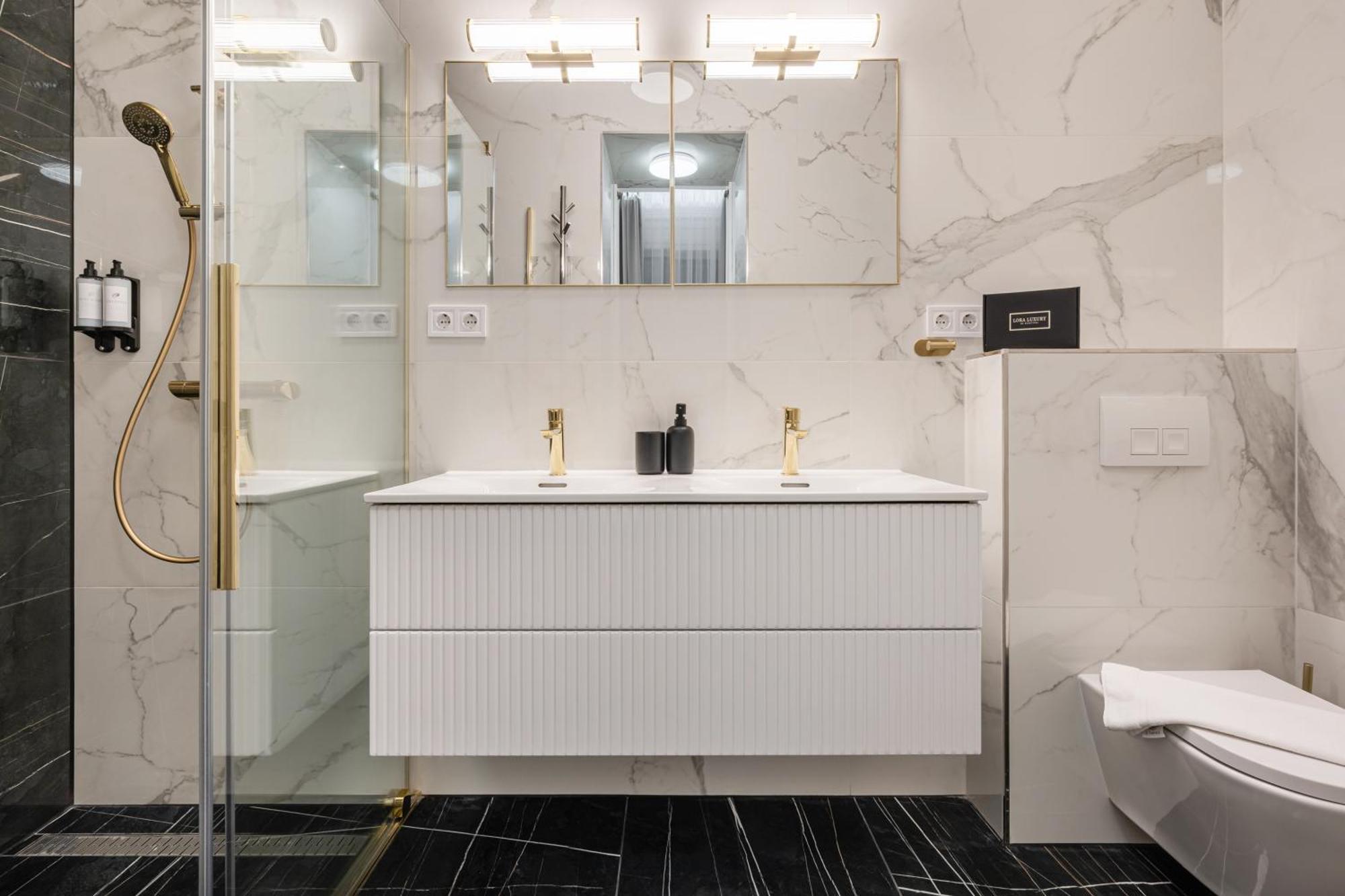 Apartment Lazar 16 - Royal Opera Suite, Location By Bqa *